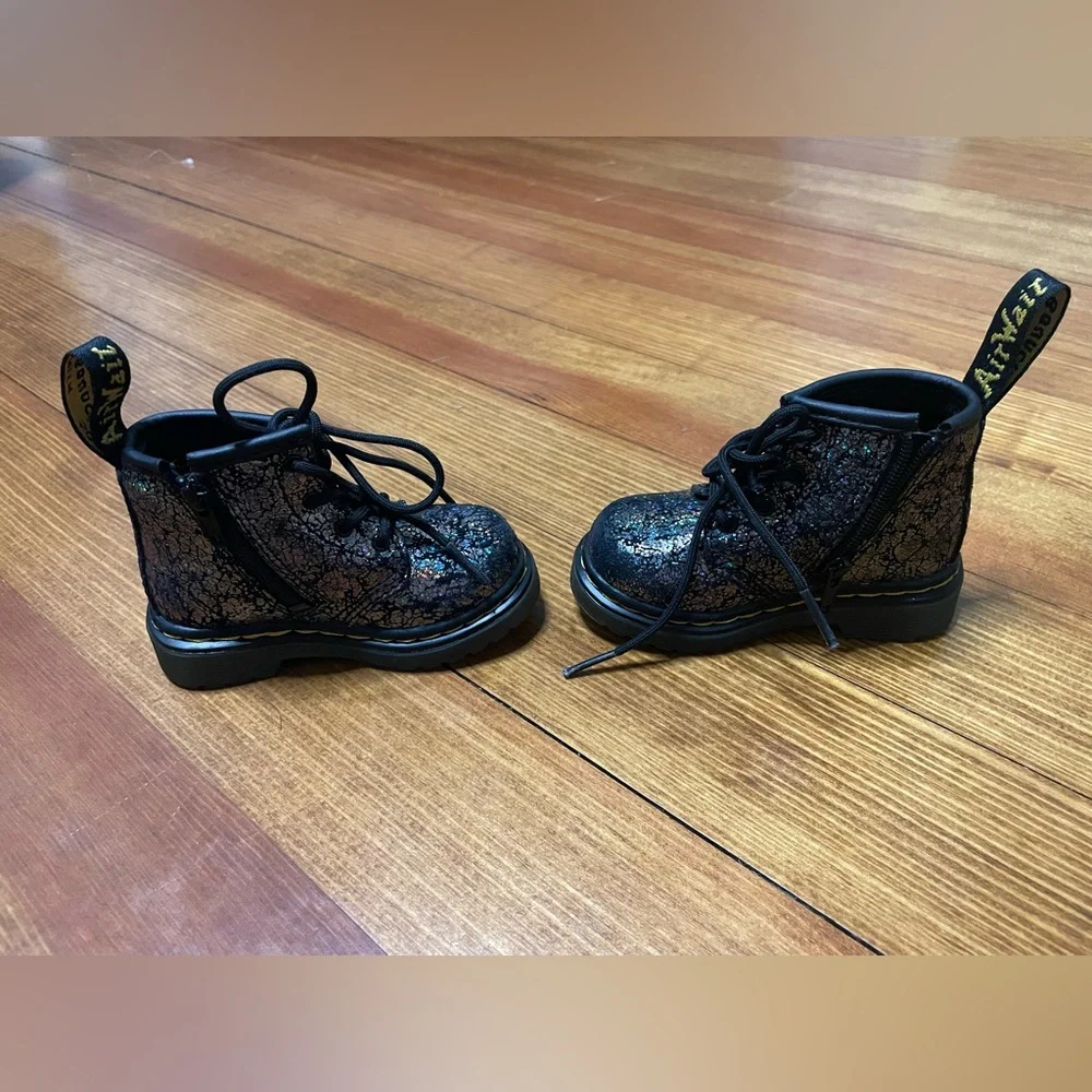 Dr Marten Sparkly Black Infant Boots Size 4
